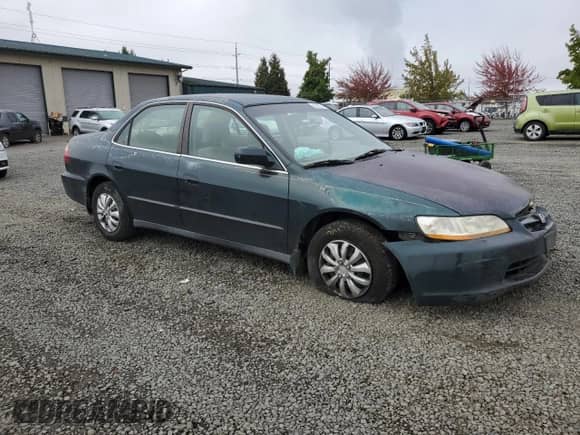 1998 Honda Accord LX with VIN 1HGCG5544WA180637, listed as a Copart auction lot 82227645 with 222,554 mi miles and Salvage title. Bid and sale history available at DreamBid. Image 4.