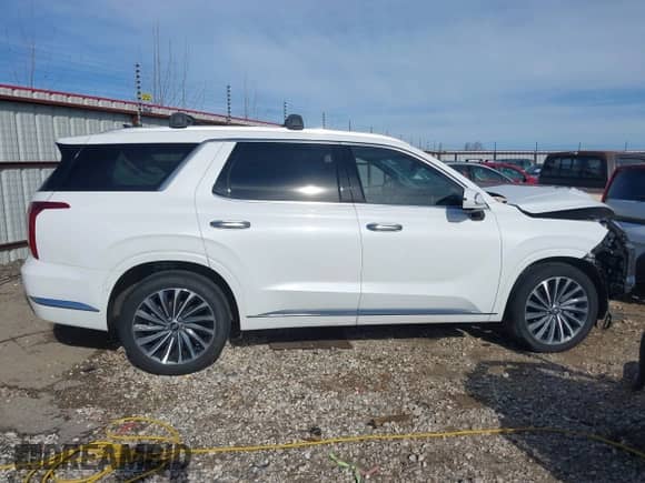 2024 Hyundai Palisade Calligraphy z VIN KM8R7DGE9RU721740, wystawiony jako IAAI lot #41485304 z przebiegiem 23 527 mil mil oraz . Historia ofert i sprzedaży dostępna na DreamBid. Obrazek 14.