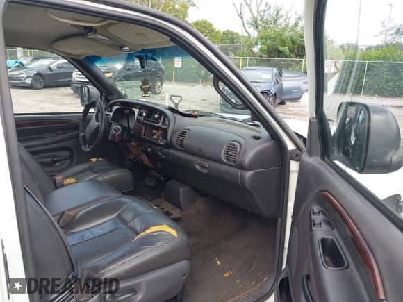 1999 Dodge 2500 with VIN 3B7KC2369XG236101, listed as a IAAI auction lot 43115445 with 267,588 mi miles and . Bid and sale history available at DreamBid. Image 5.