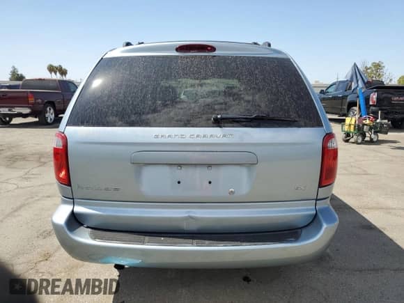 2005 Dodge Caravan SXT с VIN 2D4GP44L95R580662, выставлен на аукционе Copart как лот 72443014 с пробегом 139 796 миль миль и Списание • Salvage title. История ставок и продаж доступна на DreamBid. Изображение 6.