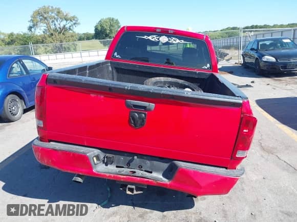2004 Dodge 1500 SLT with VIN 1D7HU18D14J203120, listed as a IAAI auction lot 43065517 with 294,685 mi miles and . Bid and sale history available at DreamBid. Image 16.