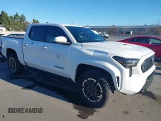 2024 Toyota Tacoma SR5 with VIN 3TMLB5JN8RM034034, listed as a IAAI auction lot 41253779 with 21,448 mi miles and . Bid and sale history available at DreamBid. Image 1.