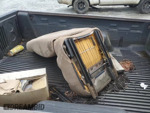 1999 Chevrolet S-10 LS с VIN 1GCCS19XXX8169080, выставлен на аукционе Copart как лот 54657295 с пробегом Не указан миль и Списание • Salvage title. История ставок и продаж доступна на DreamBid. Изображение 10.