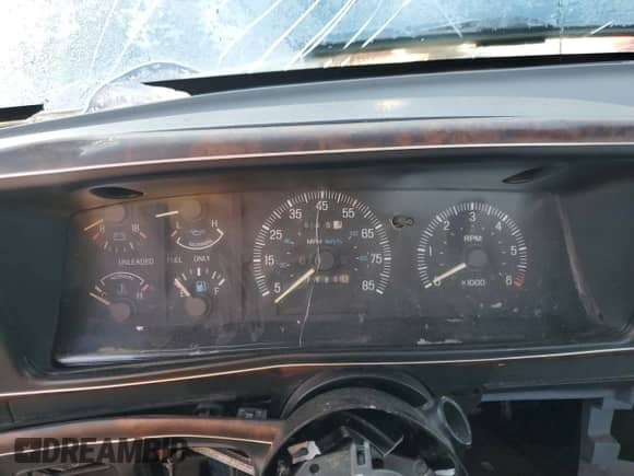 1990 Ford F-150 z VIN 1FTEF14H5LNA93728, wystawiony jako Copart lot #46463195 z przebiegiem 7 486 mil mil oraz Szkoda całkowita • Salvage title. Historia ofert i sprzedaży dostępna na DreamBid. Obrazek 9.