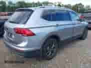 2024 Volkswagen Tiguan SE с VIN 3VV2B7AX3RM137808, выставлен на аукционе IAAI как лот 43074423 с пробегом 14 204 миль миль и . История ставок и продаж доступна на DreamBid. Изображение 4.