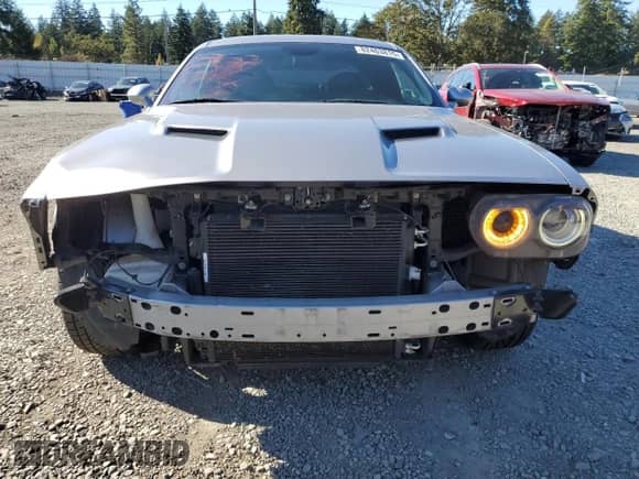 2017 Dodge Challenger R/T с VIN 2C3CDZBT6HH639329, выставлен на аукционе Copart как лот 82463815 с пробегом 85 149 миль миль и Списание • Salvage title. История ставок и продаж доступна на DreamBid. Изображение 5.