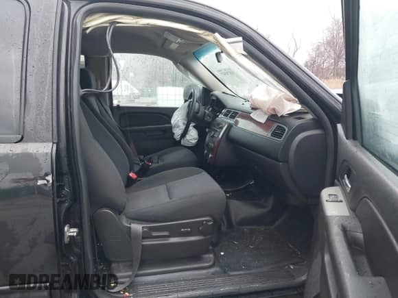 2012 Chevrolet Tahoe Commercial с VIN 1GNLC2E02CR159649, выставлен на аукционе IAAI как лот 41870347 с пробегом 297 605 миль миль и . История ставок и продаж доступна на DreamBid. Изображение 5.