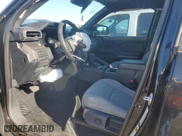 2024 Toyota Tacoma TRD Off Road with VIN 3TMLB5JN4RM068097, listed as a Copart auction lot 81422325 with 20,927 mi miles and Salvage title. Bid and sale history available at DreamBid. Image 7.