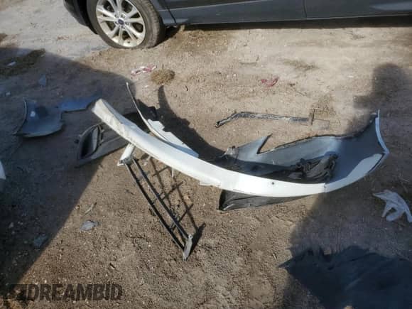 2012 Hyundai Genesis Coupe 2.0T с VIN KMHHT6KD9CU072546, выставлен на аукционе Copart как лот 79100614 с пробегом Не указан миль и Списание • Salvage title. История ставок и продаж доступна на DreamBid. Изображение 14.