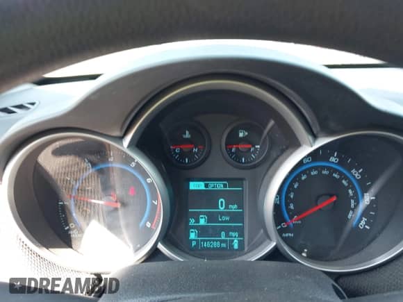 2015 Chevrolet Cruze LT с VIN 1G1PC5SB6F7202187, выставлен на аукционе IAAI как лот 43202424 с пробегом 146 288 миль миль и . История ставок и продаж доступна на DreamBid. Изображение 7.