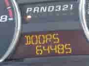 2011 Chevrolet Colorado 1LT z VIN 1GCHTCFE5B8113848, wystawiony jako IAAI lot #42781184 z przebiegiem 64 485 mil mil oraz . Historia ofert i sprzedaży dostępna na DreamBid. Obrazek 7.