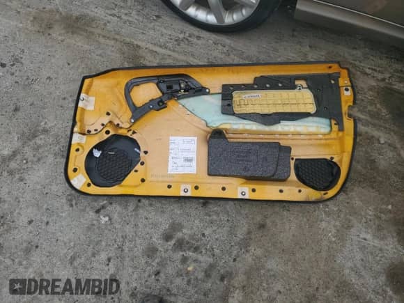 2005 Mercedes-Benz C 230 Kompressor z VIN WDBRN40J55A651472, wystawiony jako Copart lot #49505994 z przebiegiem 266 385 mil mil oraz Szkoda całkowita • Salvage title. Historia ofert i sprzedaży dostępna na DreamBid. Obrazek 12.