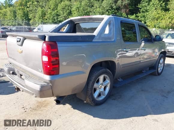 2008 Chevrolet Avalanche LTZ с VIN 3GNFK12378G167357, выставлен на аукционе IAAI как лот 43071452 с пробегом Не указан миль и . История ставок и продаж доступна на DreamBid. Изображение 4.