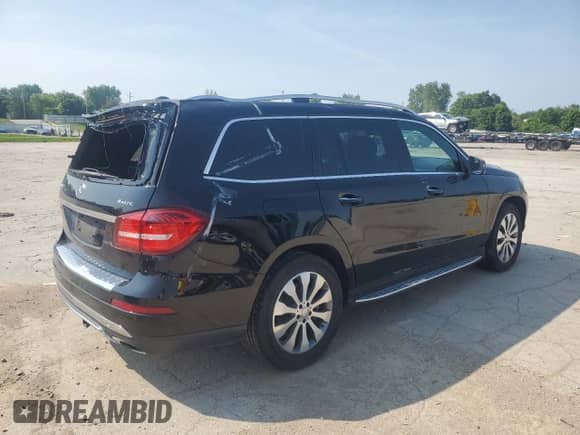 2017 Mercedes-Benz GLS 450 с VIN 4JGDF6EE8HA866196, выставлен на аукционе Copart как лот 58987955 с пробегом 71 939 миль миль и Списание • Salvage title. История ставок и продаж доступна на DreamBid. Изображение 3.