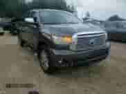 2012 Toyota Tundra Limited z VIN 5TFSY5F10CX132864, wystawiony jako Copart lot #70156505 z przebiegiem 186 395 mil mil oraz Szkoda całkowita • Salvage title. Historia ofert i sprzedaży dostępna na DreamBid. Obrazek 13.