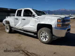 2019 Chevrolet Silverado 2500HD Work Truck z VIN 2GC2KREG1K1145245, wystawiony jako Copart lot #83790325 z przebiegiem Nie podano mil oraz Szkoda całkowita • Salvage title. Historia ofert i sprzedaży dostępna na DreamBid. Obrazek 4.