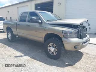 2006 Dodge 2500 SLT z VIN 1D7KS28C16J172236, wystawiony jako IAAI lot #42367037 z przebiegiem 276 476 mil mil oraz . Historia ofert i sprzedaży dostępna na DreamBid. Obrazek 1.
