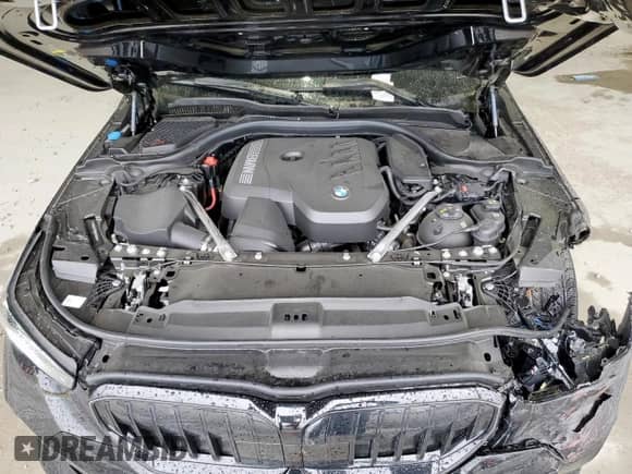 2024 BMW 5 Series 530i z VIN WBA43FJ01RCT03940, wystawiony jako Copart lot #69674075 z przebiegiem 5 942 mil mil oraz Szkoda całkowita • Salvage title. Historia ofert i sprzedaży dostępna na DreamBid. Obrazek 11.