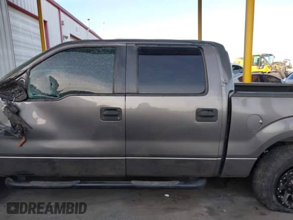 2009 Ford F-150 XL with VIN 1FTPW12V99KB51920, listed as a IAAI auction lot 41393055 with 175,699 mi miles and . Bid and sale history available at DreamBid. Image 15.