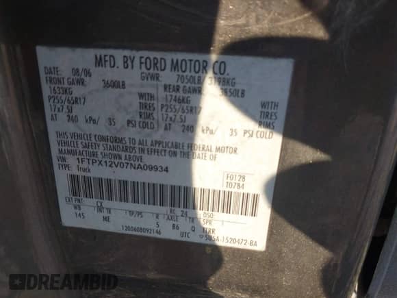 2007 Ford F-150 XL with VIN 1FTPX12V07NA09934, listed as a IAAI auction lot 43452951 with 305,815 mi miles and . Bid and sale history available at DreamBid. Image 9.