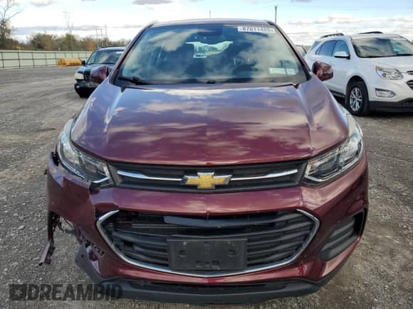 2017 Chevrolet Trax LS z VIN 3GNCJNSBXHL197240, wystawiony jako Copart lot #87011485 z przebiegiem 71 041 mil mil oraz Szkoda całkowita • Salvage title. Historia ofert i sprzedaży dostępna na DreamBid. Obrazek 5.