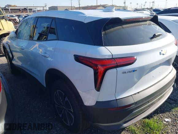 2024 Chevrolet Blazer EV eAWD LT с VIN 3GNKDBRJ0RS231028, выставлен на аукционе IAAI как лот 41461306 с пробегом Не указан миль и . История ставок и продаж доступна на DreamBid. Изображение 3.