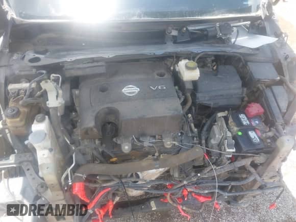 2015 Nissan Pathfinder SL z VIN 5N1AR2MM1FC613038, wystawiony jako IAAI lot #42351295 z przebiegiem 131 004 mil mil oraz . Historia ofert i sprzedaży dostępna na DreamBid. Obrazek 10.