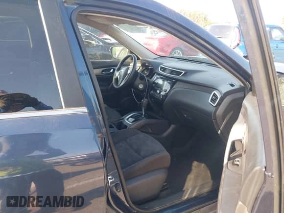 2016 Nissan Rogue SV with VIN KNMAT2MTXGP594433, listed as a IAAI auction lot 43022666 with 111,708 mi miles and . Bid and sale history available at DreamBid. Image 5.