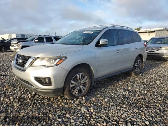 2017 Nissan Pathfinder SV with VIN 5N1DR2MN7HC912638, listed as a Copart auction lot 86040225 with 91,698 mi miles and Clean title. Bid and sale history available at DreamBid. Image 1.