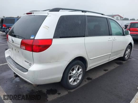 2005 Toyota Sienna XLE z VIN 5TDBA22C65S041181, wystawiony jako IAAI lot #42928380 z przebiegiem 268 568 mil mil oraz . Historia ofert i sprzedaży dostępna na DreamBid. Obrazek 4.