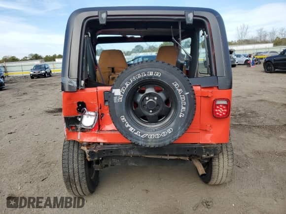 1992 Jeep Wrangler с VIN 2J4FY29S4NJ535843, выставлен на аукционе Copart как лот 50952765 с пробегом 249 428 миль миль и Списание • Salvage title. История ставок и продаж доступна на DreamBid. Изображение 6.