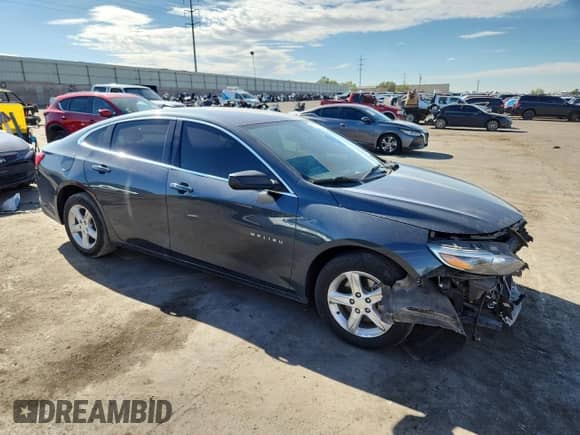 2021 Chevrolet Malibu LS z VIN 1G1ZB5ST8MF019560, wystawiony jako Copart lot #82095355 z przebiegiem 85 945 mil mil oraz Szkoda całkowita • Salvage title. Historia ofert i sprzedaży dostępna na DreamBid. Obrazek 4.