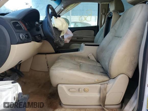 2007 Chevrolet Tahoe LS with VIN 1GNFC13037R163872, listed as a Copart auction lot 62405395 with Not provided miles and Salvage title. Bid and sale history available at DreamBid. Image 7.