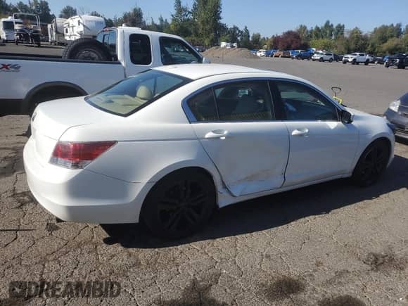 2008 Honda Accord EX-L с VIN JHMCP26818C044342, выставлен на аукционе Copart как лот 81510655 с пробегом 150 595 миль миль и Списание • Salvage title. История ставок и продаж доступна на DreamBid. Изображение 3.