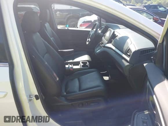 2023 Honda Odyssey Sport z VIN 5FNRL6H75PB065022, wystawiony jako IAAI lot #42683077 z przebiegiem 45 650 mil mil oraz . Historia ofert i sprzedaży dostępna na DreamBid. Obrazek 5.