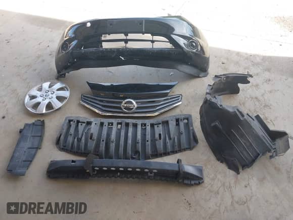 2014 Nissan Note S with VIN 3N1CE2CP5EL414763, listed as a IAAI auction lot 43159696 with 93,811 mi miles and . Bid and sale history available at DreamBid. Image 11.