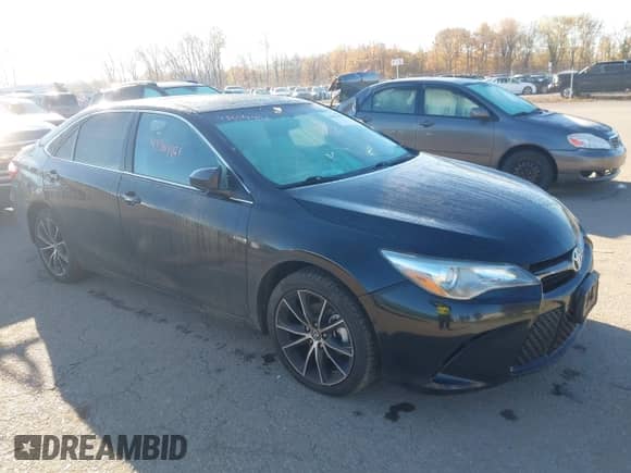 2017 Toyota Camry XLE с VIN 4T1BF1FK1HU671215, выставлен на аукционе IAAI как лот 43554451 с пробегом 161 233 миль миль и . История ставок и продаж доступна на DreamBid. Изображение 1.