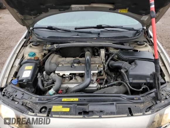 2001 Volvo S60 с VIN YV1RS58D412048087, выставлен на аукционе Copart как лот 59610845 с пробегом 120 656 миль миль и Чистый • Clean title. История ставок и продаж доступна на DreamBid. Изображение 11.