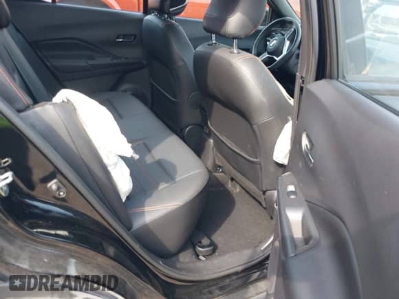 2020 Nissan Kicks SR z VIN 3N1CP5DV2LL533716, wystawiony jako IAAI lot #43085664 z przebiegiem 65 396 mil mil oraz . Historia ofert i sprzedaży dostępna na DreamBid. Obrazek 8.