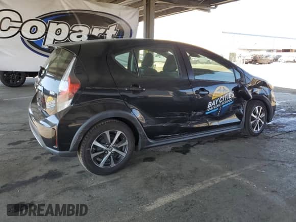 2018 Toyota Prius One z VIN JTDKDTB32J1604733, wystawiony jako Copart lot #68686095 z przebiegiem 53 482 mil mil oraz Szkoda całkowita • Salvage title. Historia ofert i sprzedaży dostępna na DreamBid. Obrazek 3.