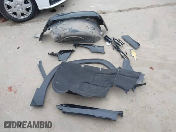 2025 Chevrolet Equinox FWD LT с VIN 3GNAXHEG7SL123425, выставлен на аукционе IAAI как лот 41642089 с пробегом 8 469 миль миль и . История ставок и продаж доступна на DreamBid. Изображение 12.