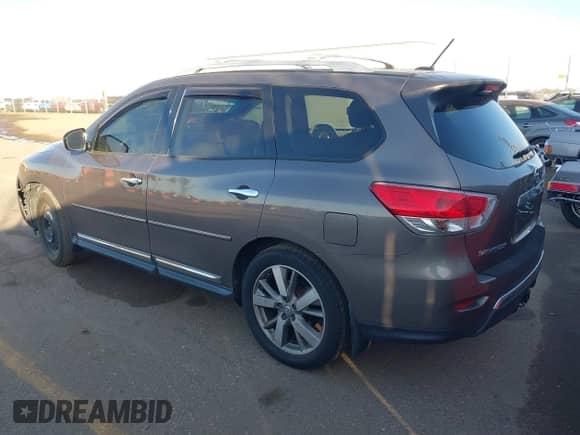 2014 Nissan Pathfinder SV with VIN 5N1AR2MM5EC688050, listed as a IAAI auction lot 41537739 with 130,238 mi miles and . Bid and sale history available at DreamBid. Image 3.