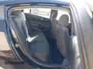 2018 Chevrolet Cruze LS z VIN 1G1BC5SM8J7156155, wystawiony jako IAAI lot #43294819 z przebiegiem 70 176 mil mil oraz . Historia ofert i sprzedaży dostępna na DreamBid. Obrazek 8.