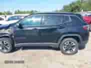 2018 Jeep Compass Trailhawk с VIN 3C4NJDDBXJT403901, выставлен на аукционе IAAI как лот 43123640 с пробегом 103 211 миль миль и . История ставок и продаж доступна на DreamBid. Изображение 15.