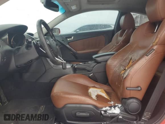 2011 Hyundai Genesis Coupe Track с VIN KMHHU6KH6BU064497, выставлен на аукционе Copart как лот 86782134 с пробегом 172 422 миль миль и Списание • Salvage title. История ставок и продаж доступна на DreamBid. Изображение 7.