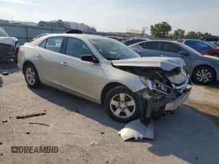 2015 Chevrolet Malibu LS z VIN 1G11B5SL7FF152066, wystawiony jako Copart lot #69140465 z przebiegiem 125 427 mil mil oraz Szkoda całkowita • Salvage title. Historia ofert i sprzedaży dostępna na DreamBid. Obrazek 4.