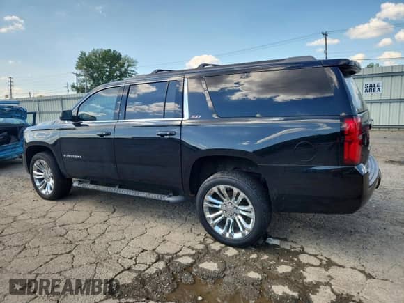 2017 Chevrolet Suburban LT с VIN 1GNSKHKC6HR231847, выставлен на аукционе Copart как лот 84032095 с пробегом 140 209 миль миль и Списание • Salvage title. История ставок и продаж доступна на DreamBid. Изображение 2.