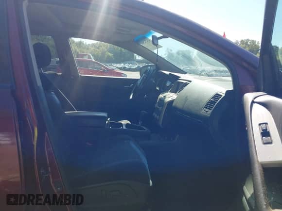 2012 Nissan Murano S with VIN JN8AZ1MW0CW210540, listed as a IAAI auction lot 43232568 with Not provided miles and . Bid and sale history available at DreamBid. Image 5.