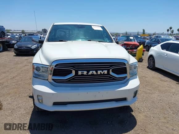 2017 Ram 1500 Limited z VIN 1C6RR7PT0HS560520, wystawiony jako IAAI lot #42294146 z przebiegiem 106 187 mil mil oraz . Historia ofert i sprzedaży dostępna na DreamBid. Obrazek 12.