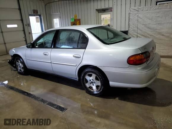 2005 Chevrolet Malibu Classic z VIN 1G1ND52F45M228522, wystawiony jako Copart lot #50364125 z przebiegiem 121 219 mil mil oraz Szkoda całkowita • Salvage title. Historia ofert i sprzedaży dostępna na DreamBid. Obrazek 2.